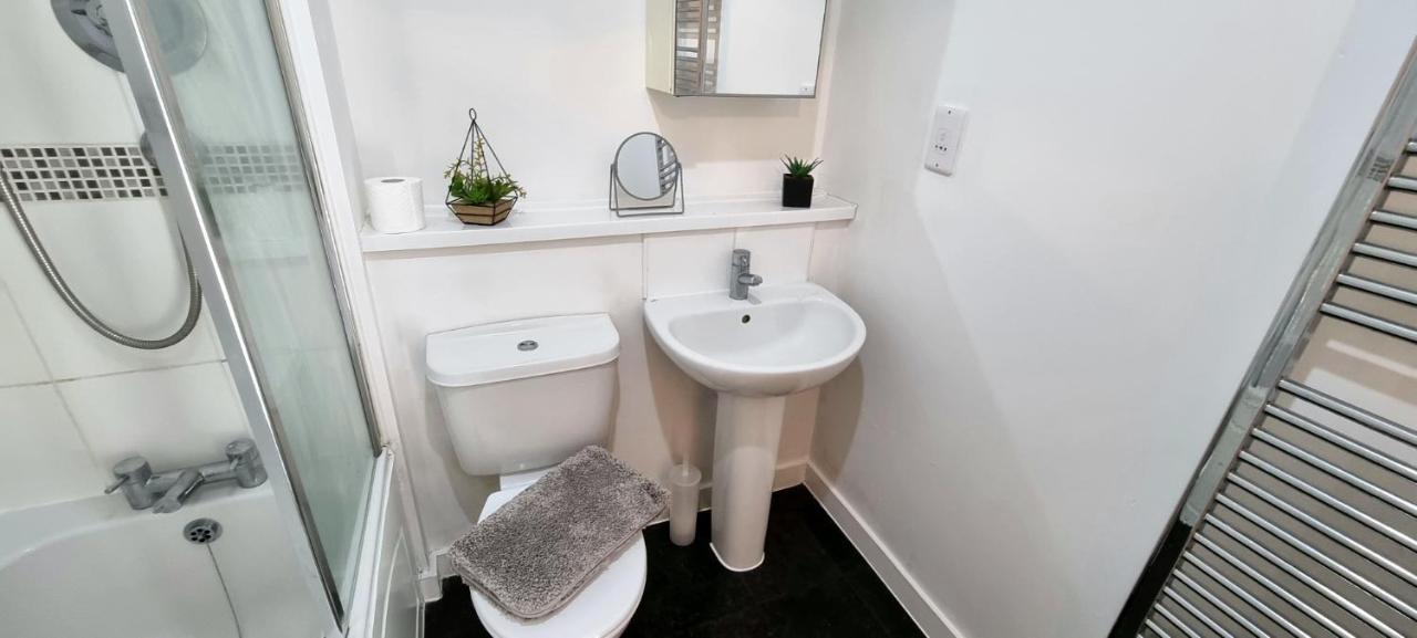 360 Serviced Accommodations - Colchester Marine Quay - 1 Double Bedroom Apartment エクステリア 写真