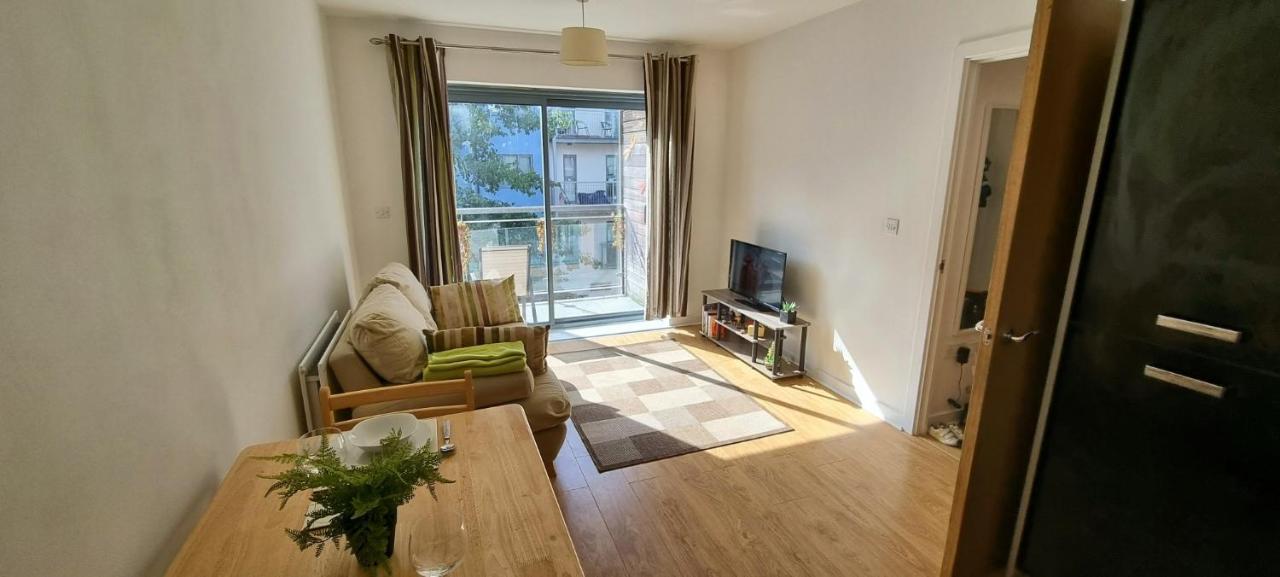 360 Serviced Accommodations - Colchester Marine Quay - 1 Double Bedroom Apartment エクステリア 写真