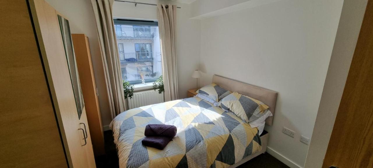 360 Serviced Accommodations - Colchester Marine Quay - 1 Double Bedroom Apartment エクステリア 写真